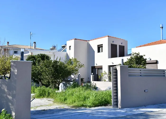 Iskas Apartments